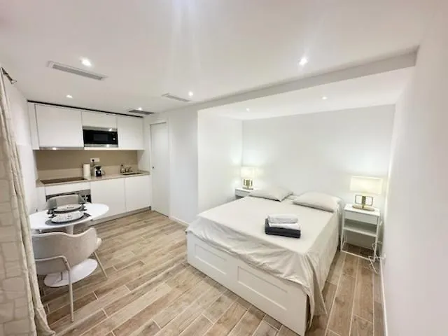 Magnifique Appartement 20M Du Port 15 Allard Saint-Tropez France